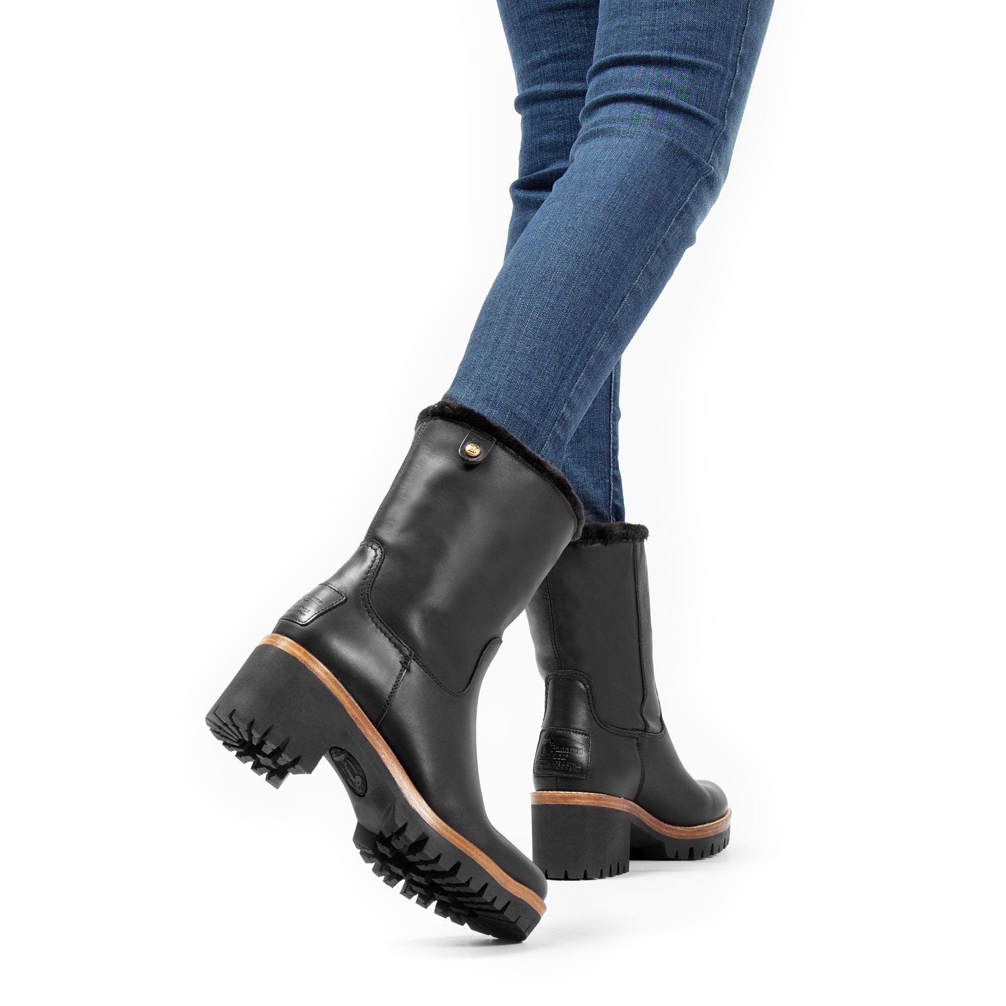 PanamaPiola B42 Black