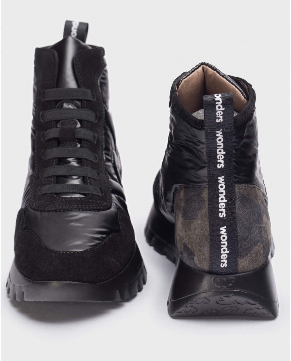 Wonders  A-2415 Negro