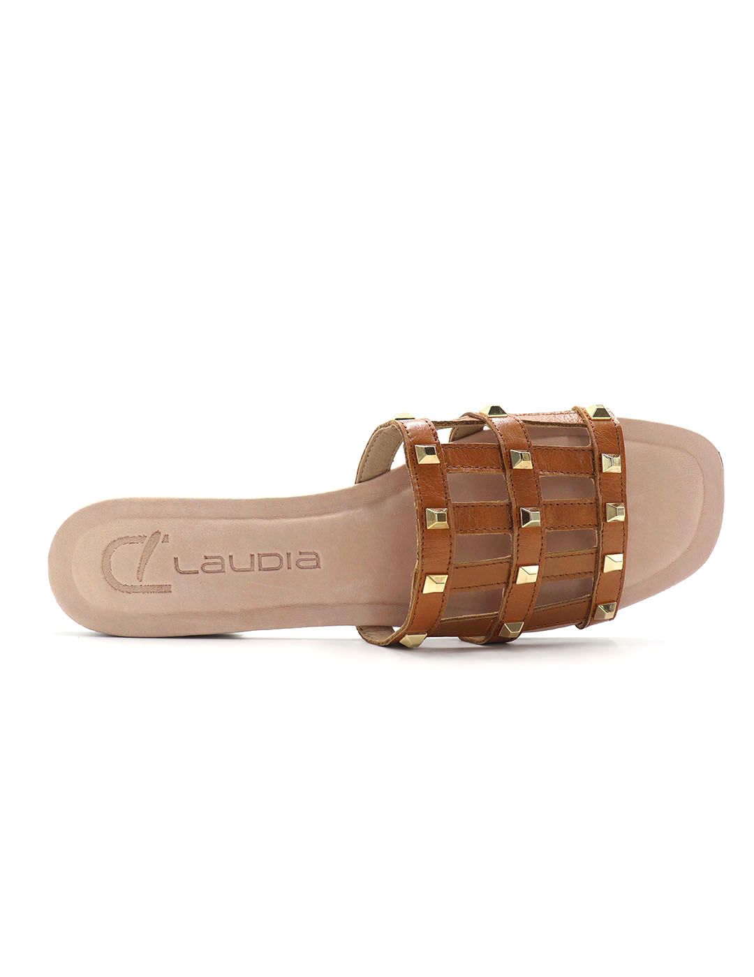 Claudia Abril Mojave